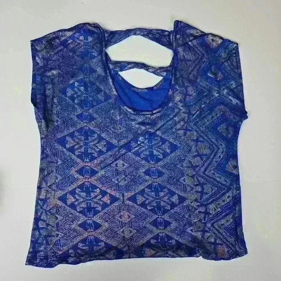 Daytrip Blue Print Top Medium Aztec Print - Picture 7 of 7